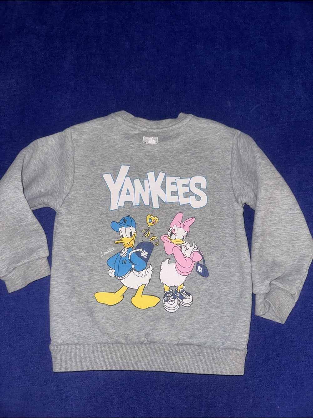 MLB x Disney Yankees Donald Duck Graphic Sweatshirt